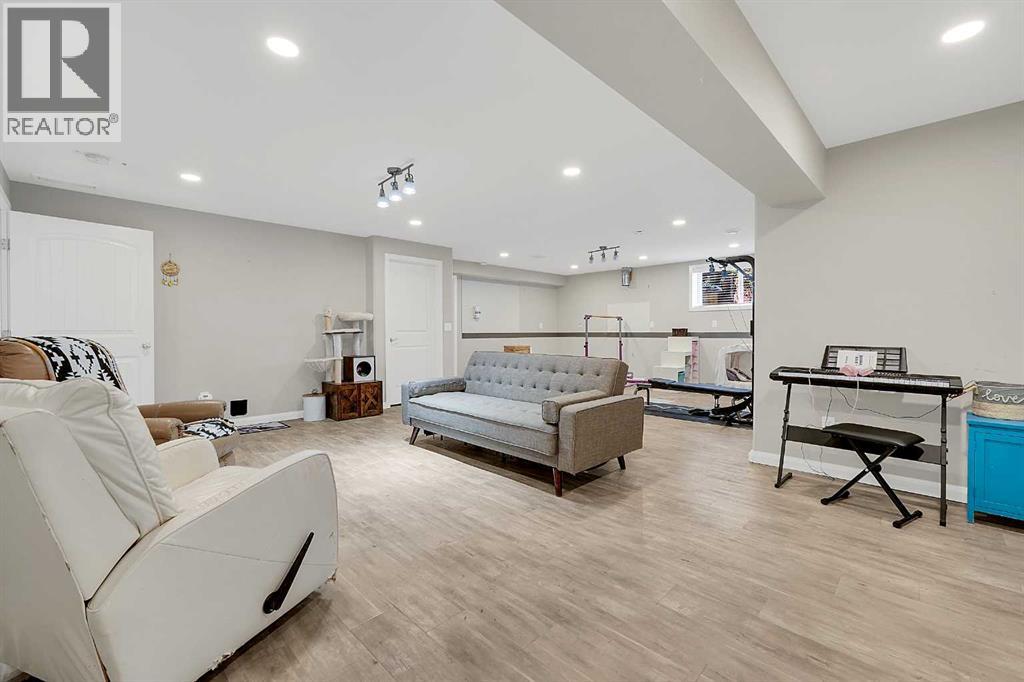 471 Summer Crescent - Image 31