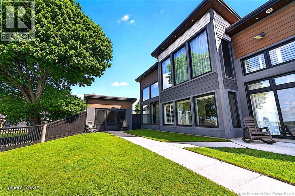 3285 rue Principale - 5