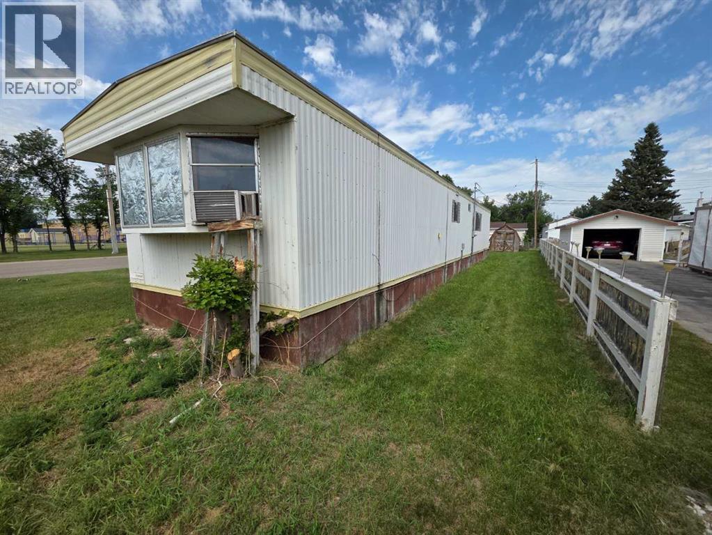 5403 41 Avenue - 4
