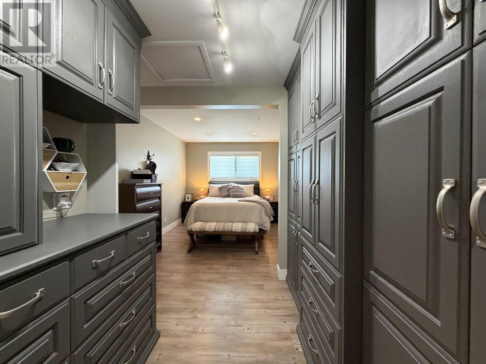 358 Daniel AVE - 15
