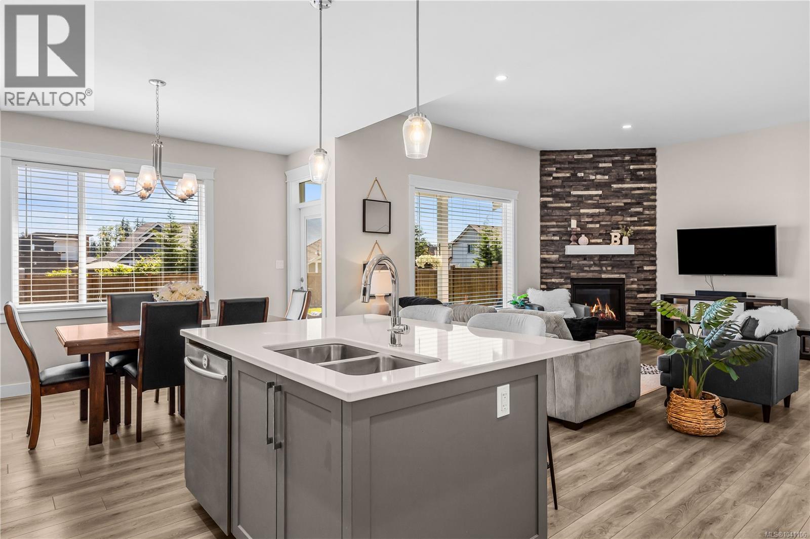 110 Nikola Rd - Image 5