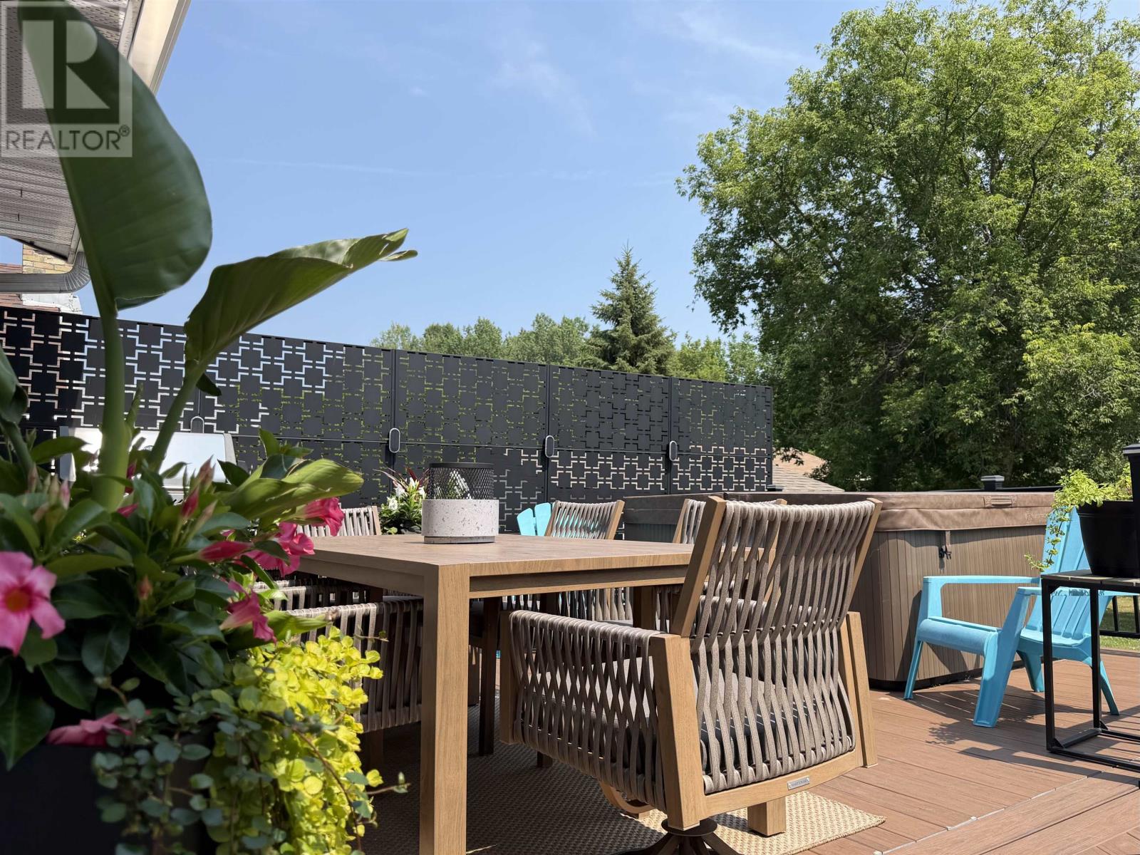 358 Daniel AVE - 30