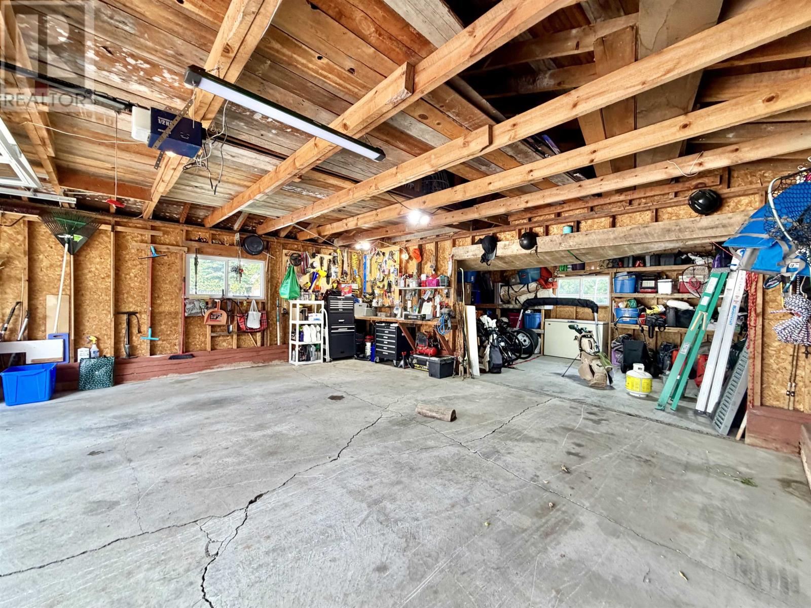 358 Daniel AVE - 34