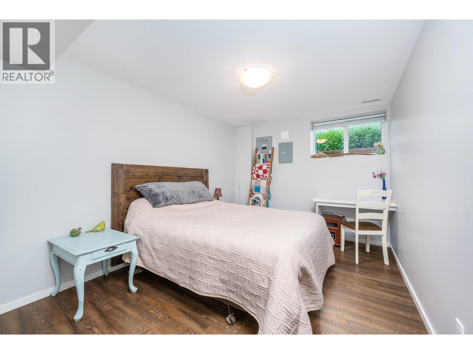 6596 Lavington Way - 23