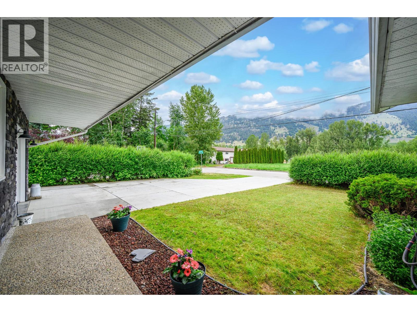 6596 Lavington Way - 5