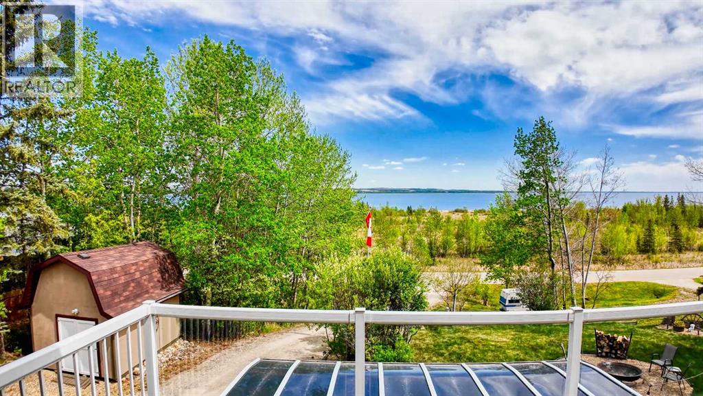 20 Lakeshore Drive - 25