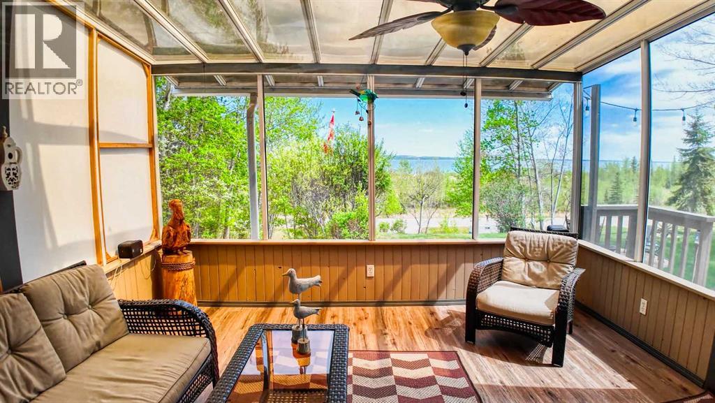 20 Lakeshore Drive - 14