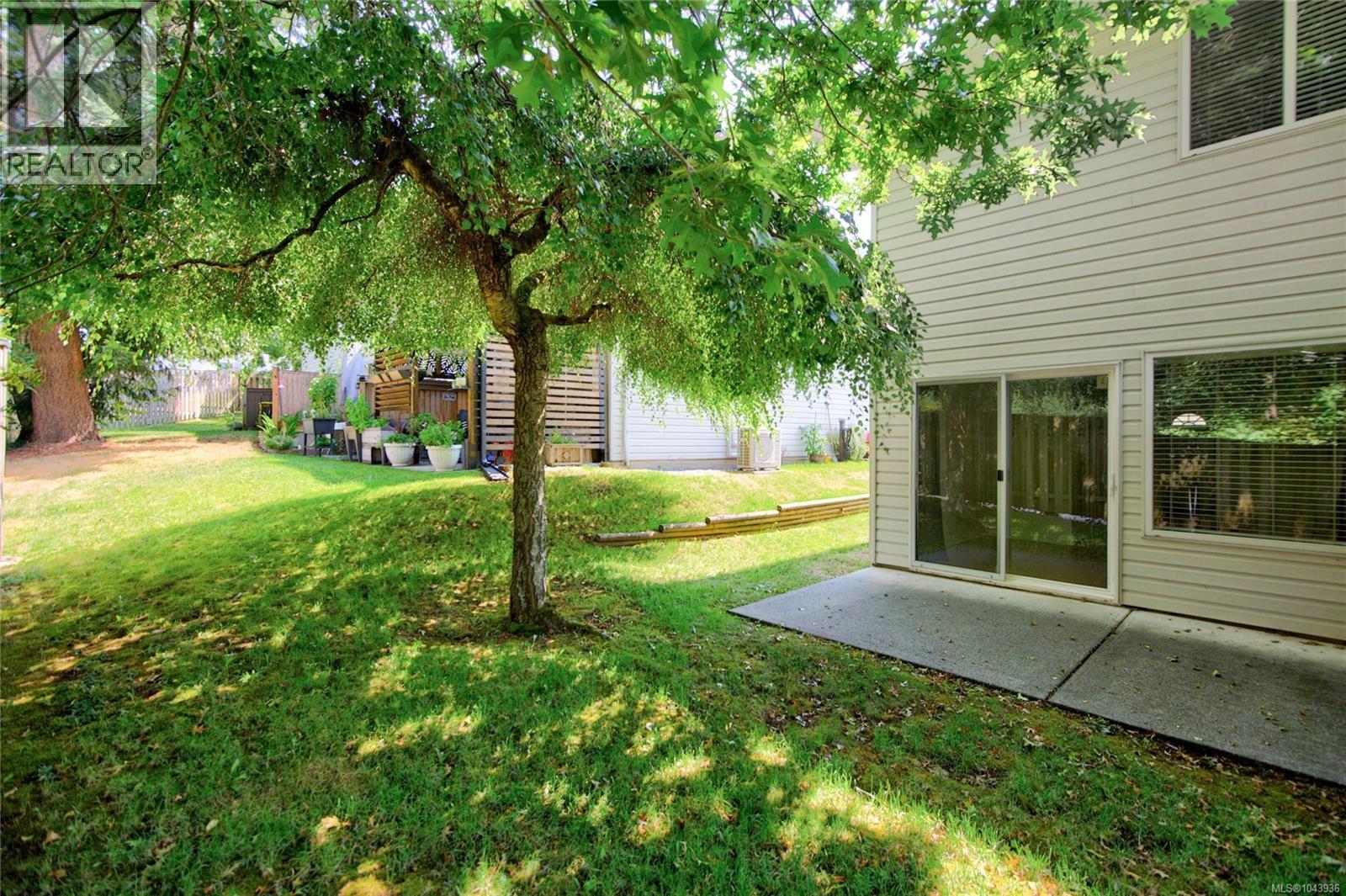#6 2625 Muir Rd - 21