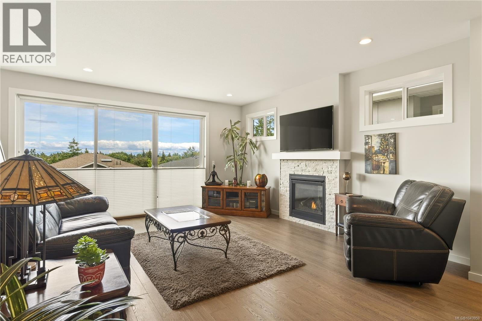 5118 Dunn Pl - 4