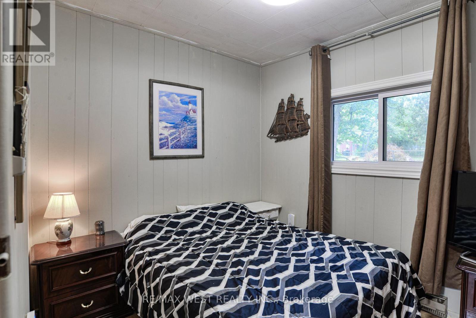 1072 SYLVAN GLEN DRIVE - 4
