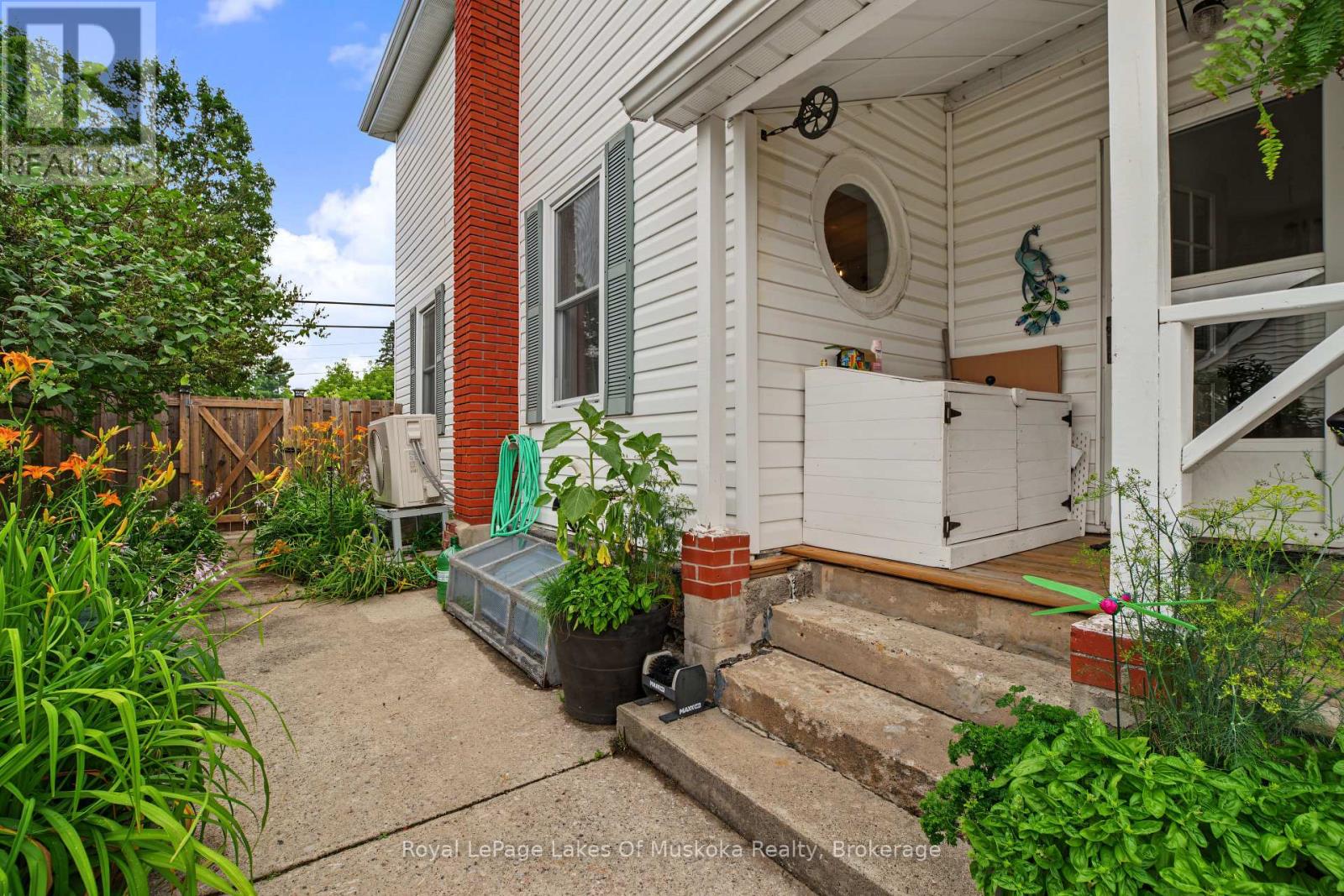 152 MAIN STREET - 2