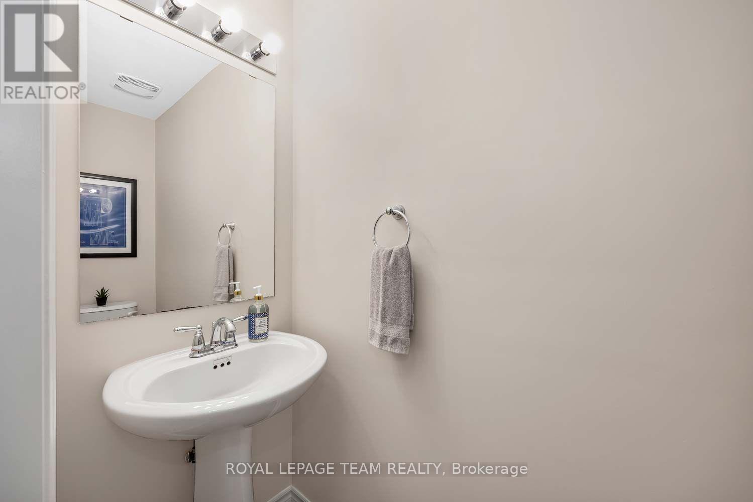 2225 WATERCOLOURS WAY - 29