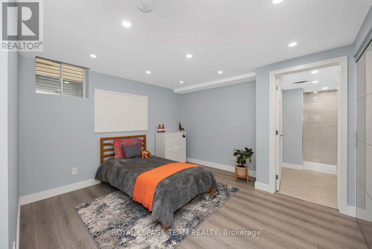 2225 WATERCOLOURS WAY - 35