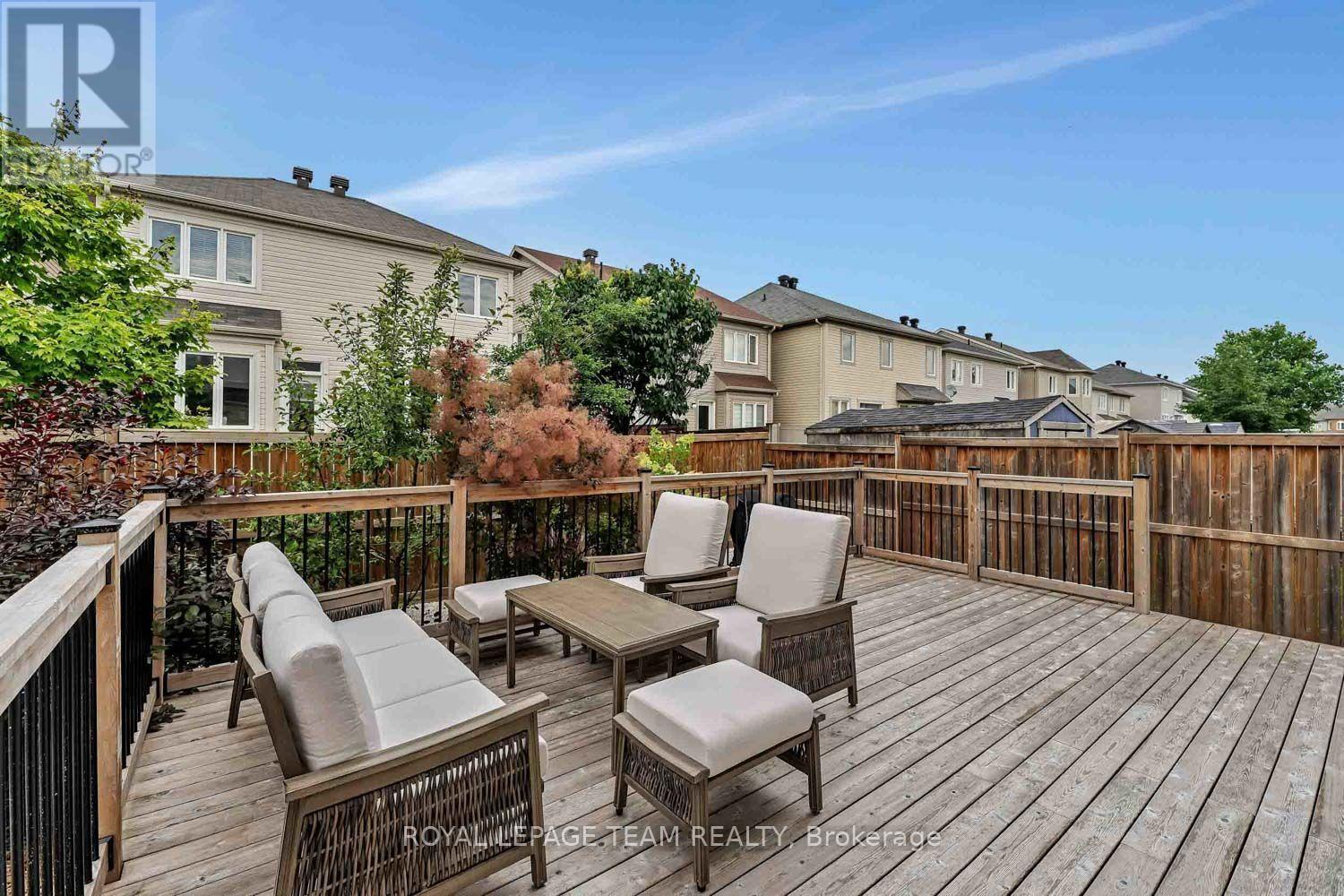 2225 WATERCOLOURS WAY - 40