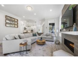 918 163 Street, Surrey, BC V4A4Y4 Photo 8