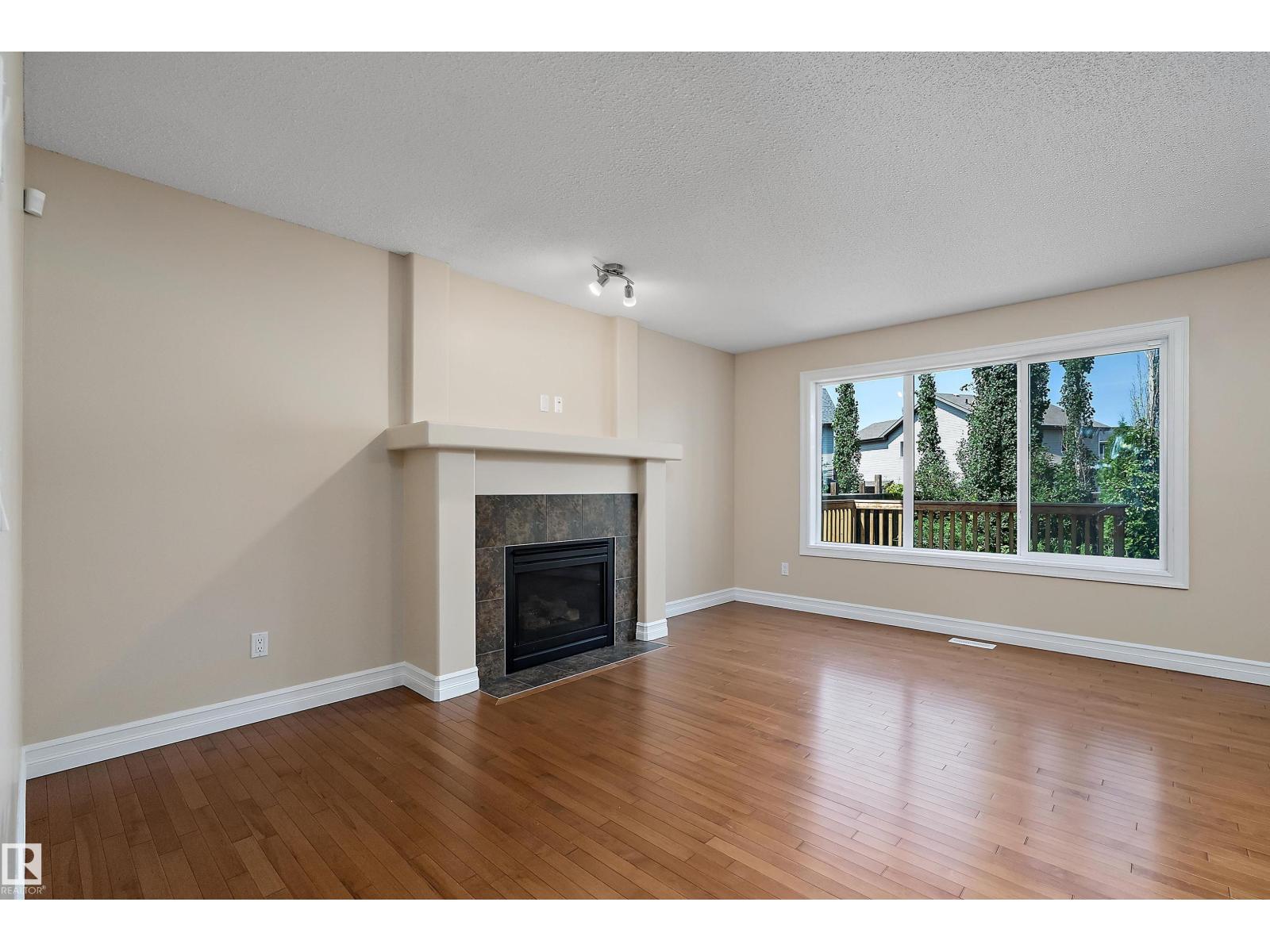 17330 8A AV SW - 6