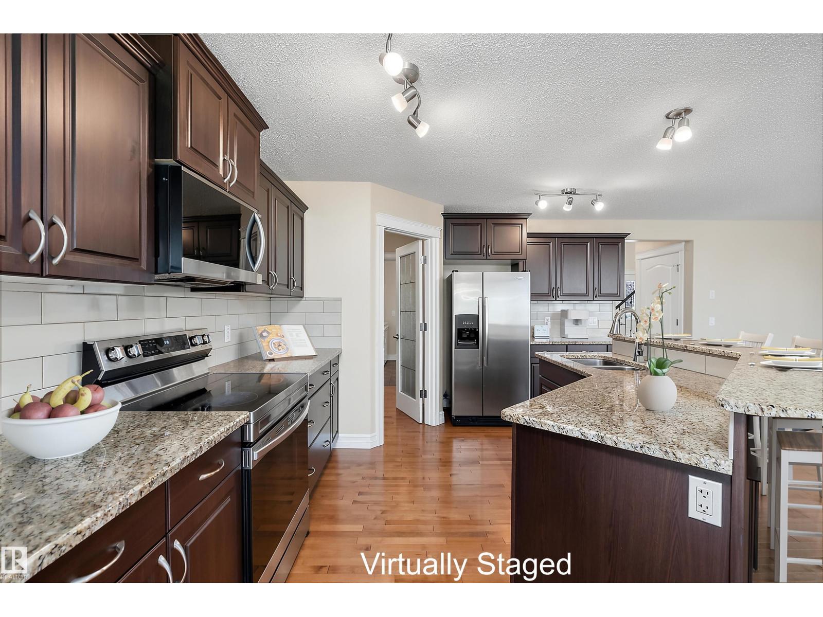 17330 8A AV SW - 10