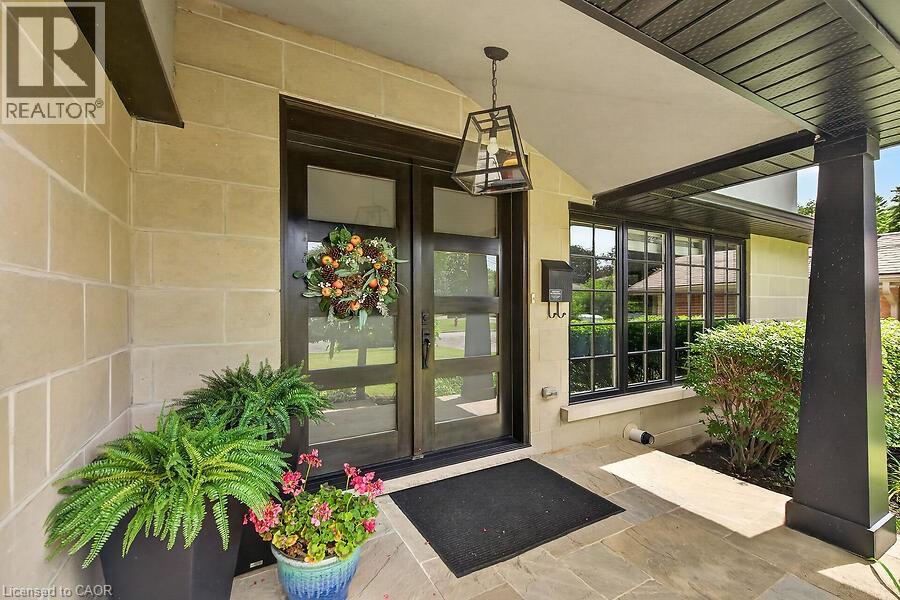26 FREELAND Court - 2