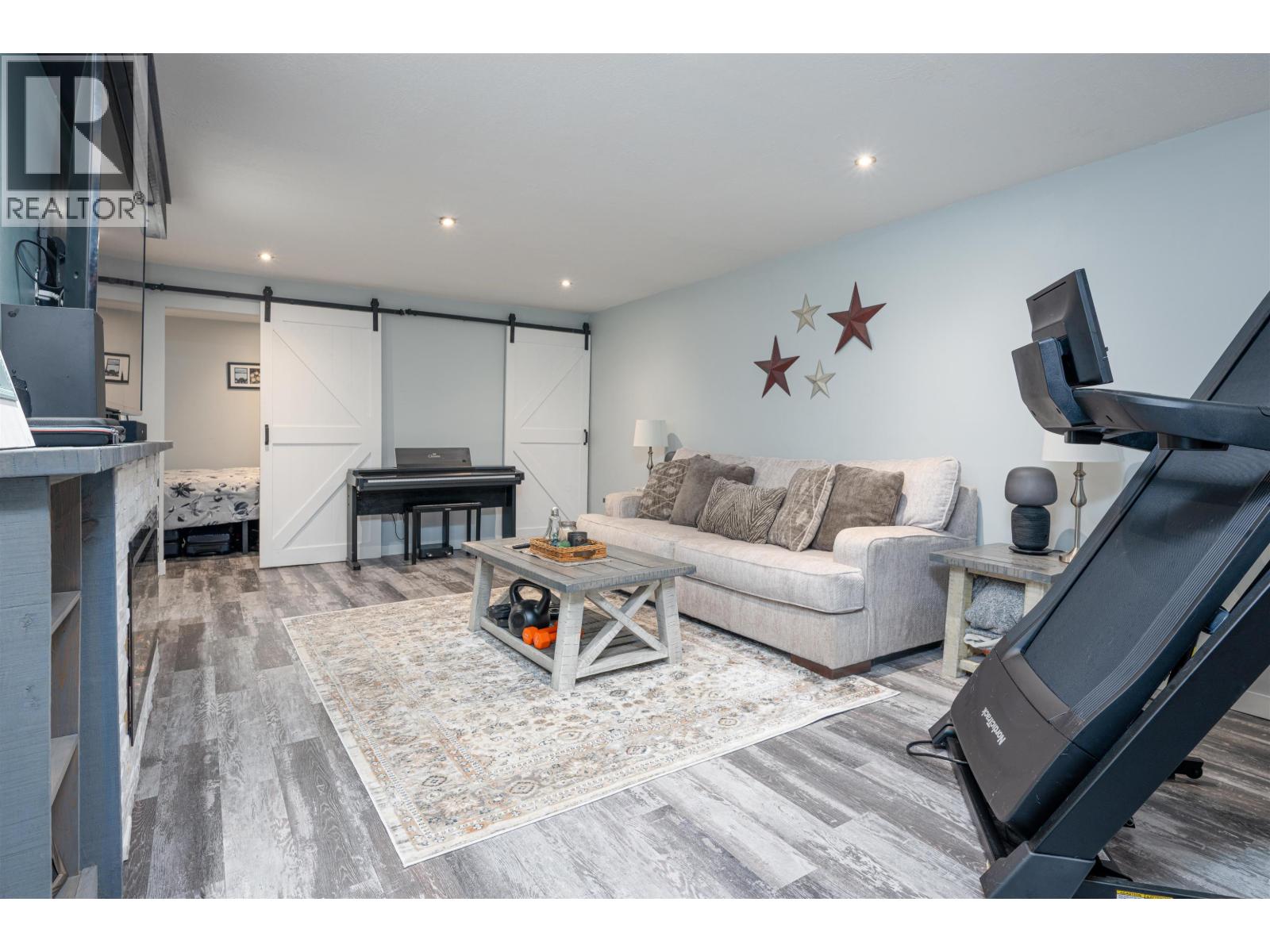 2956 INGALA DRIVE - 21