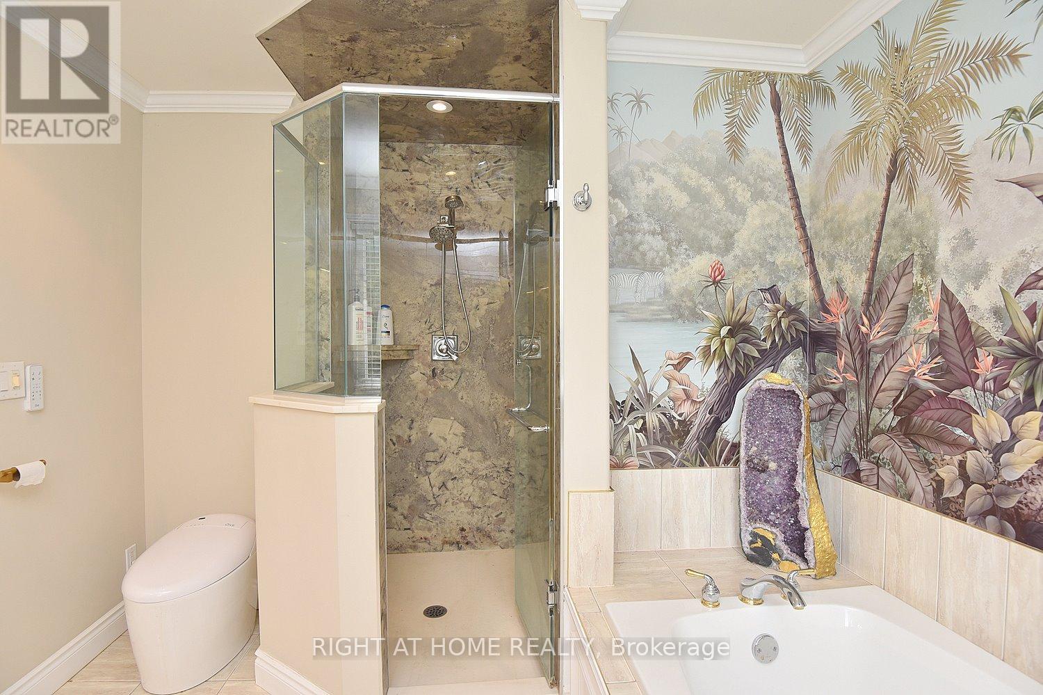4299 LAKESHORE ROAD - 21
