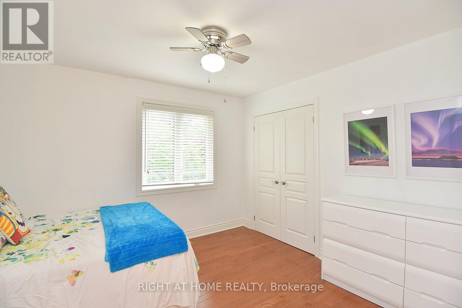 4299 LAKESHORE ROAD - 25