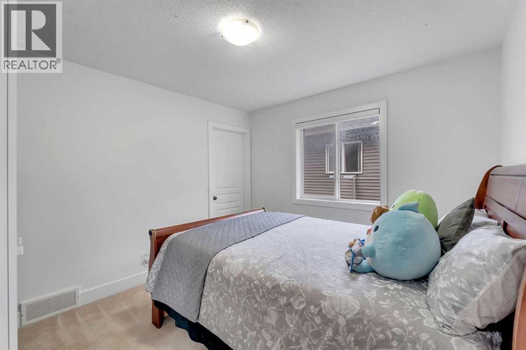 109 Evanscove Heights NW - 30