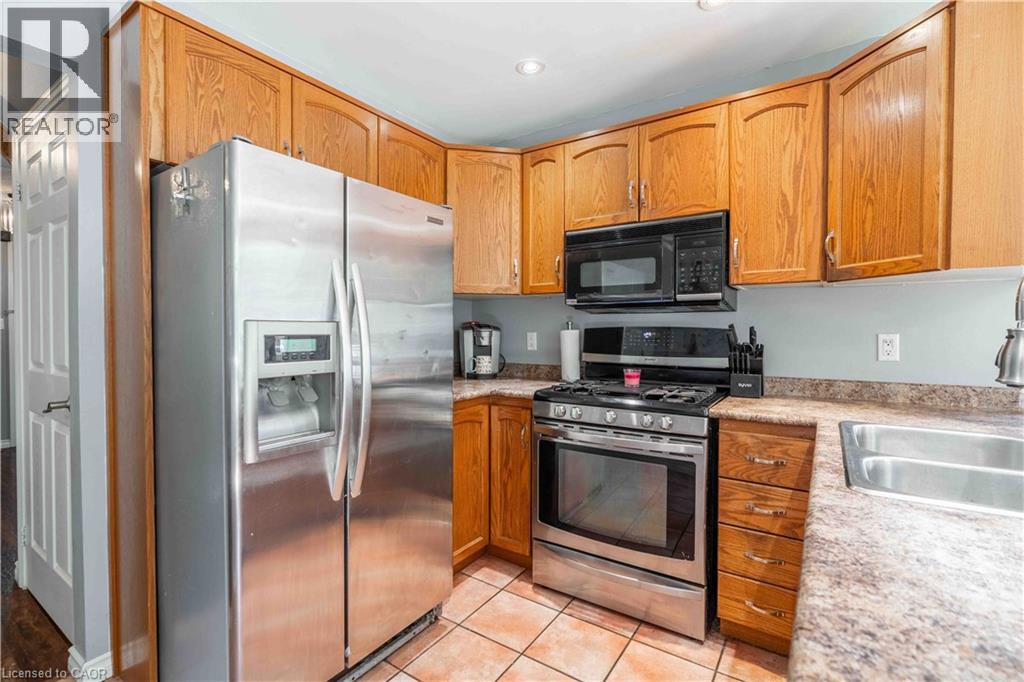54 SELKIRK Street - Image 10