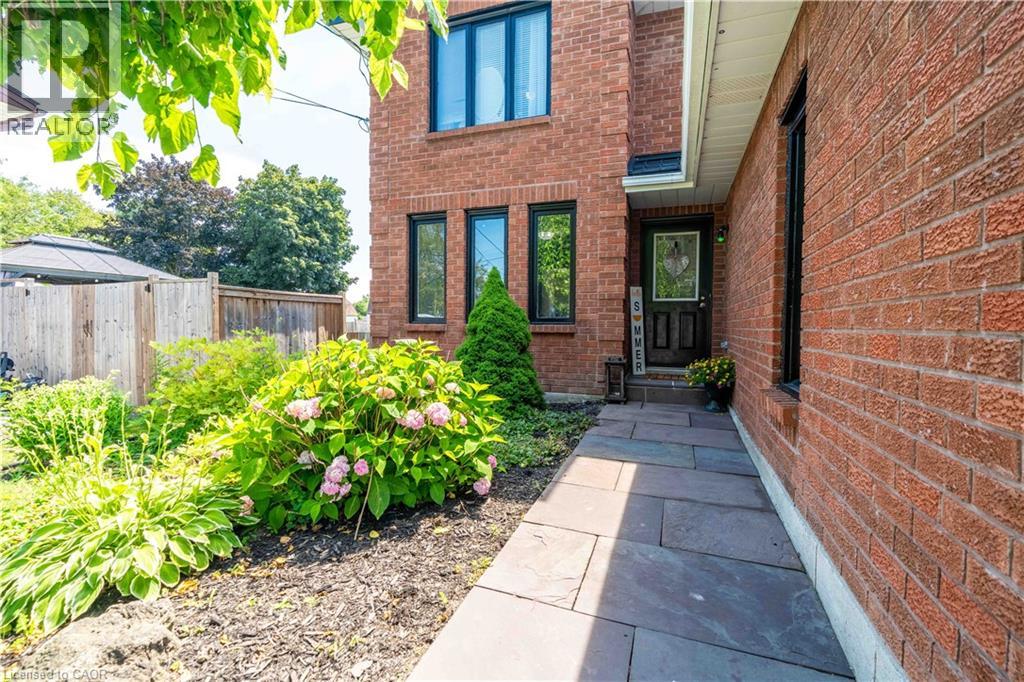 54 SELKIRK Street - 2