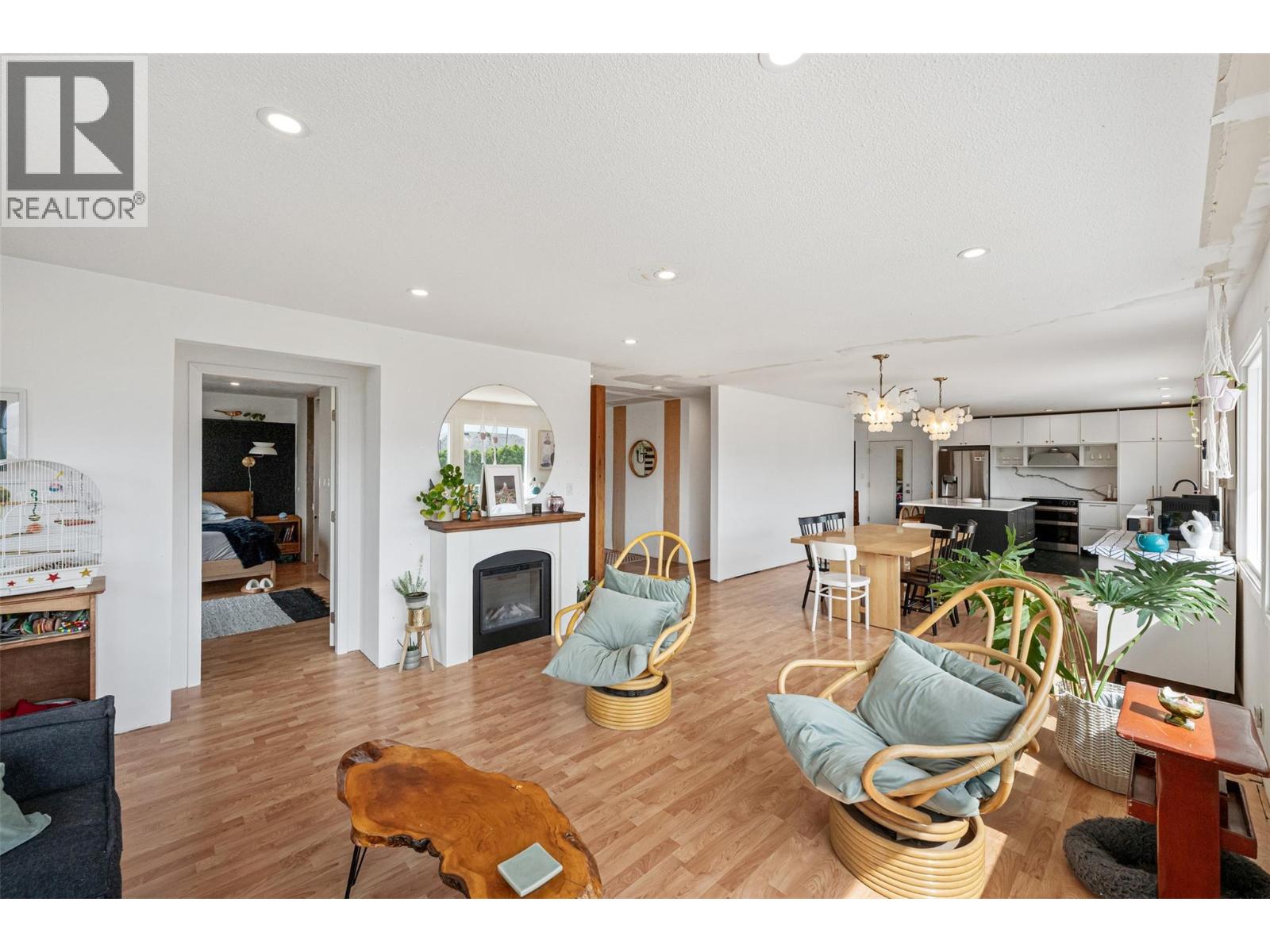 1617 SPARTON Drive - 12