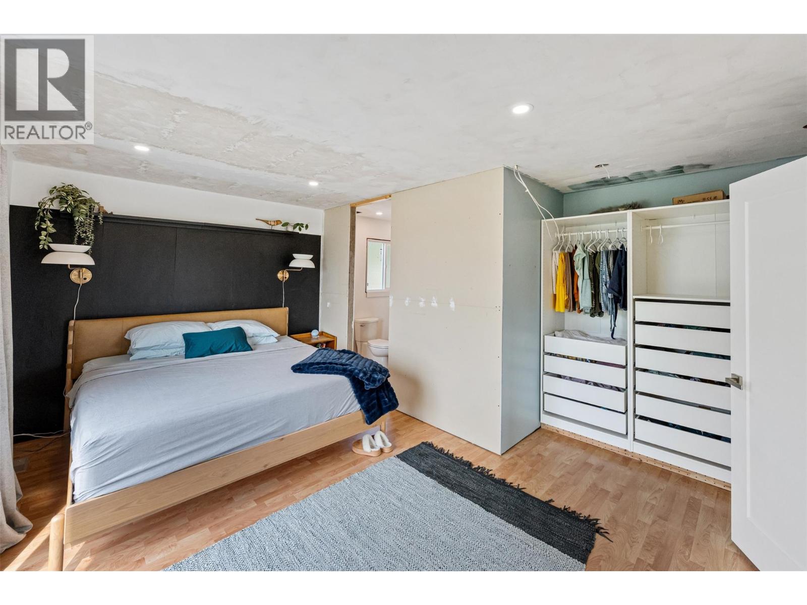1617 SPARTON Drive - 27