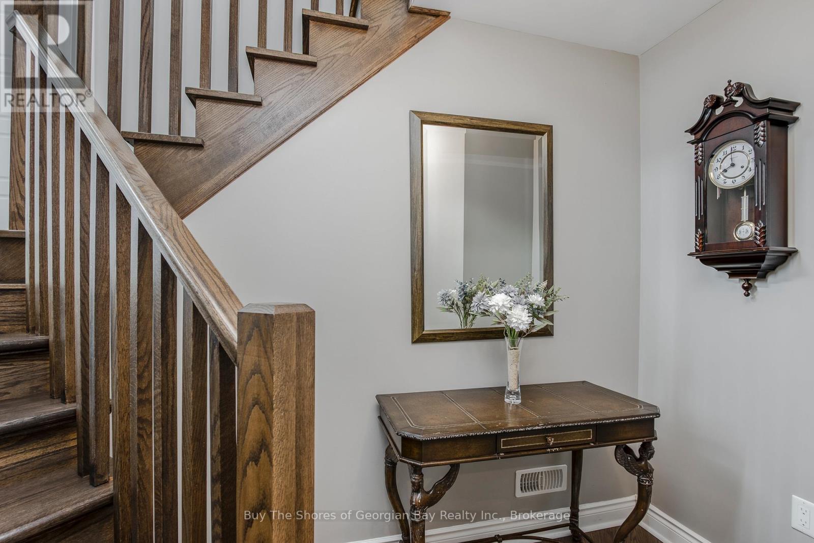 11 RALPH DALTON BOULEVARD - 25