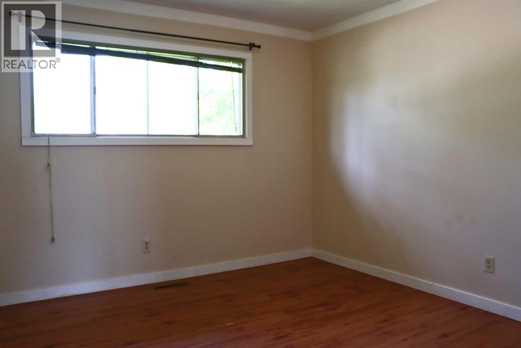 4812 53 Avenue - 19