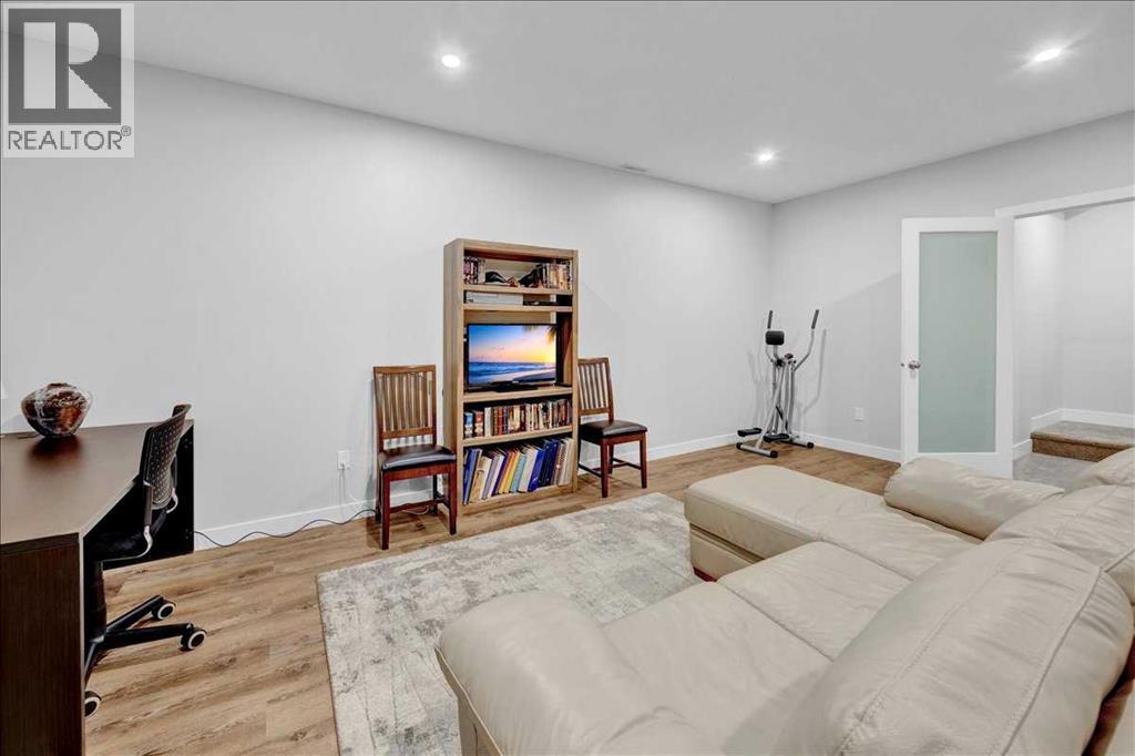 170 Riverwood Crescent SW - Image 27