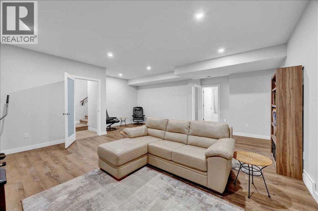 170 Riverwood Crescent SW - Image 28