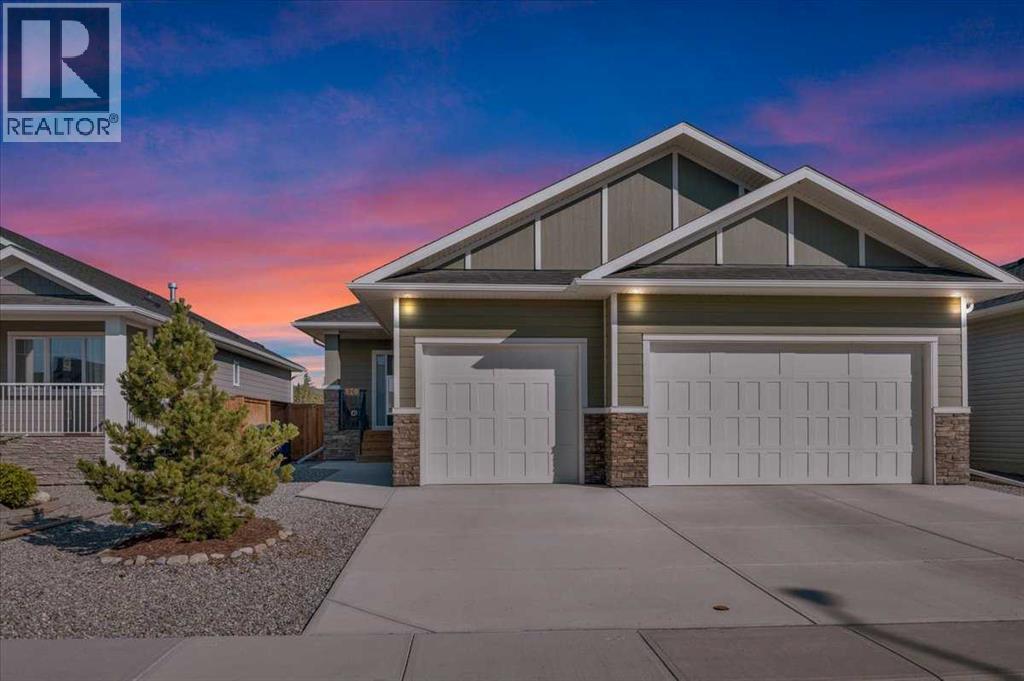 170 Riverwood Crescent SW - 2