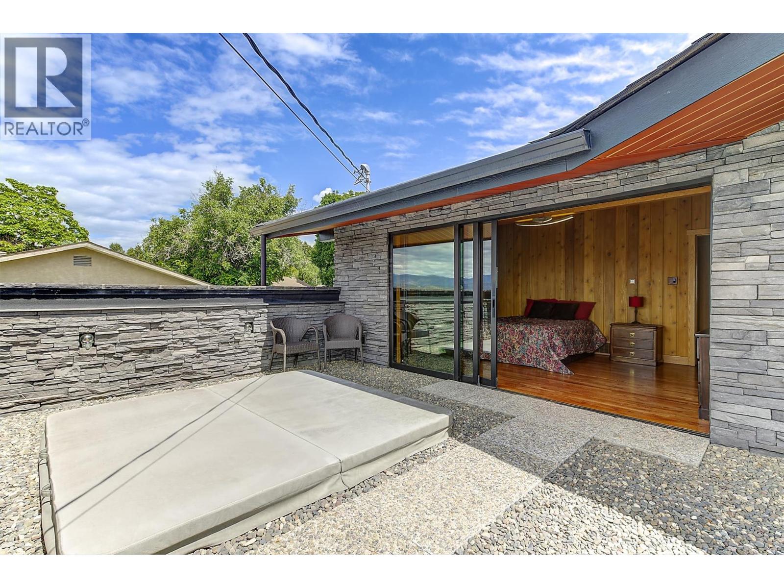 1165 Gibson Road - 13