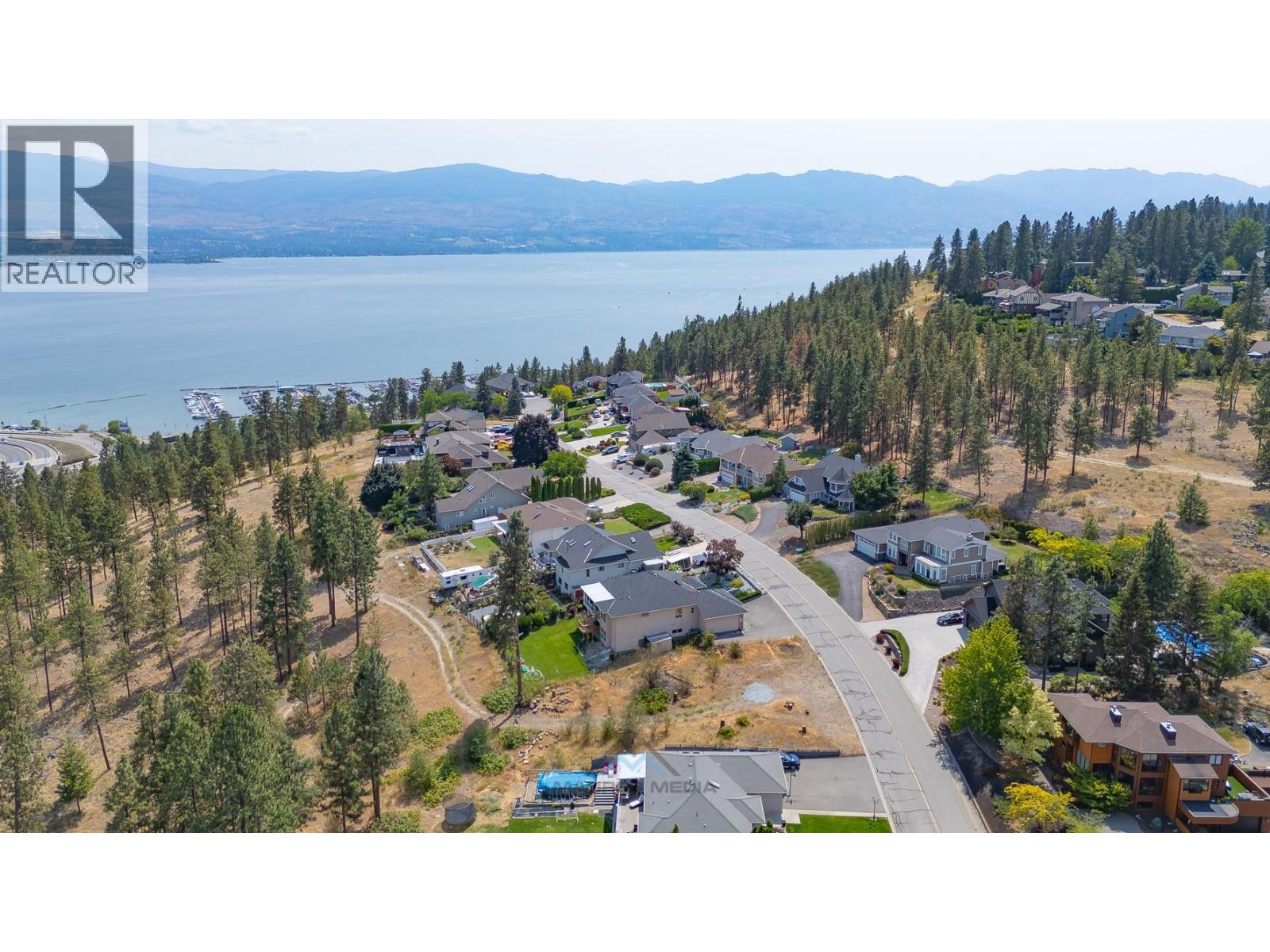  1909 Bayview Court, Westbank