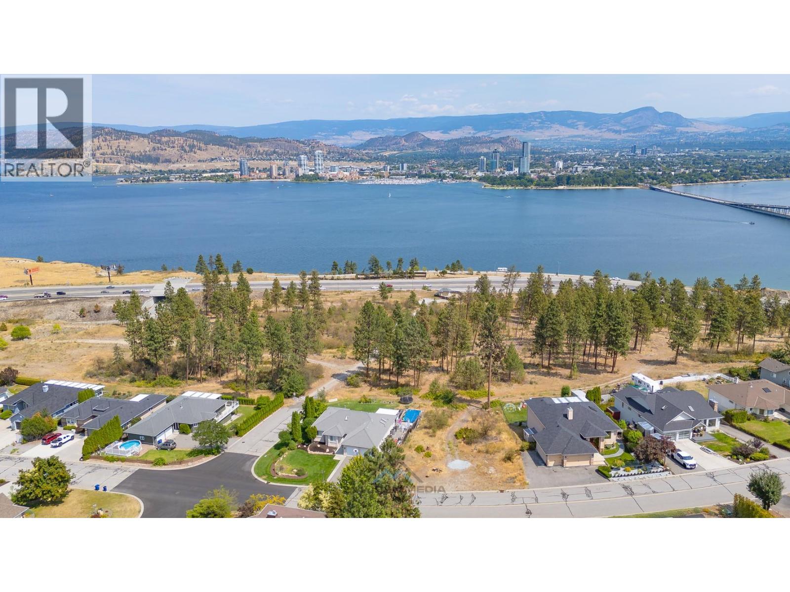  1909 Bayview Court, Westbank