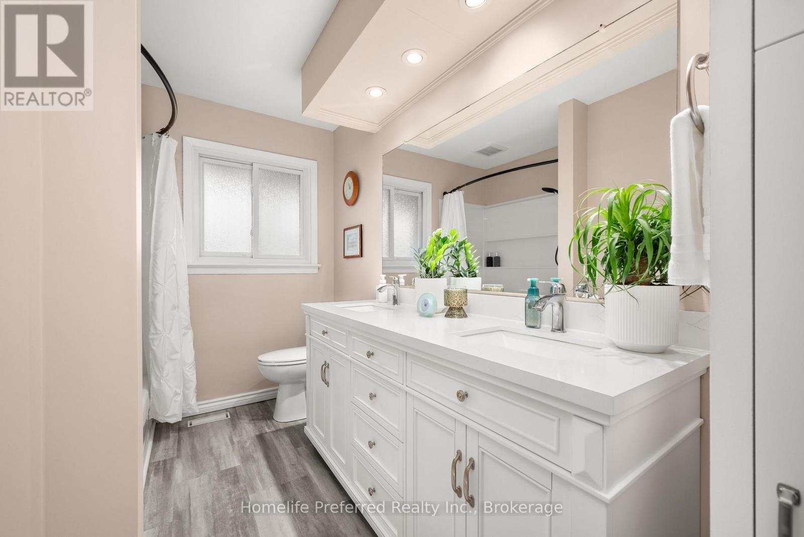 548 BISSVIEW AVENUE - 20