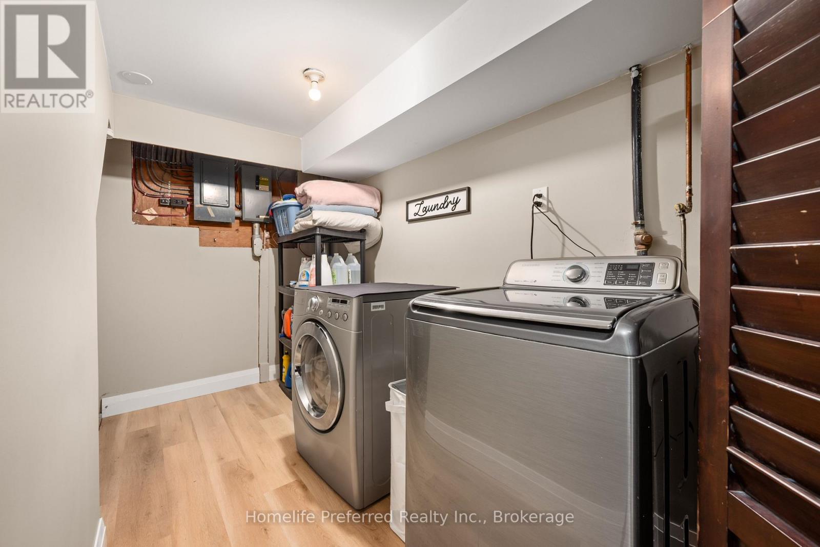 548 BISSVIEW AVENUE - 38