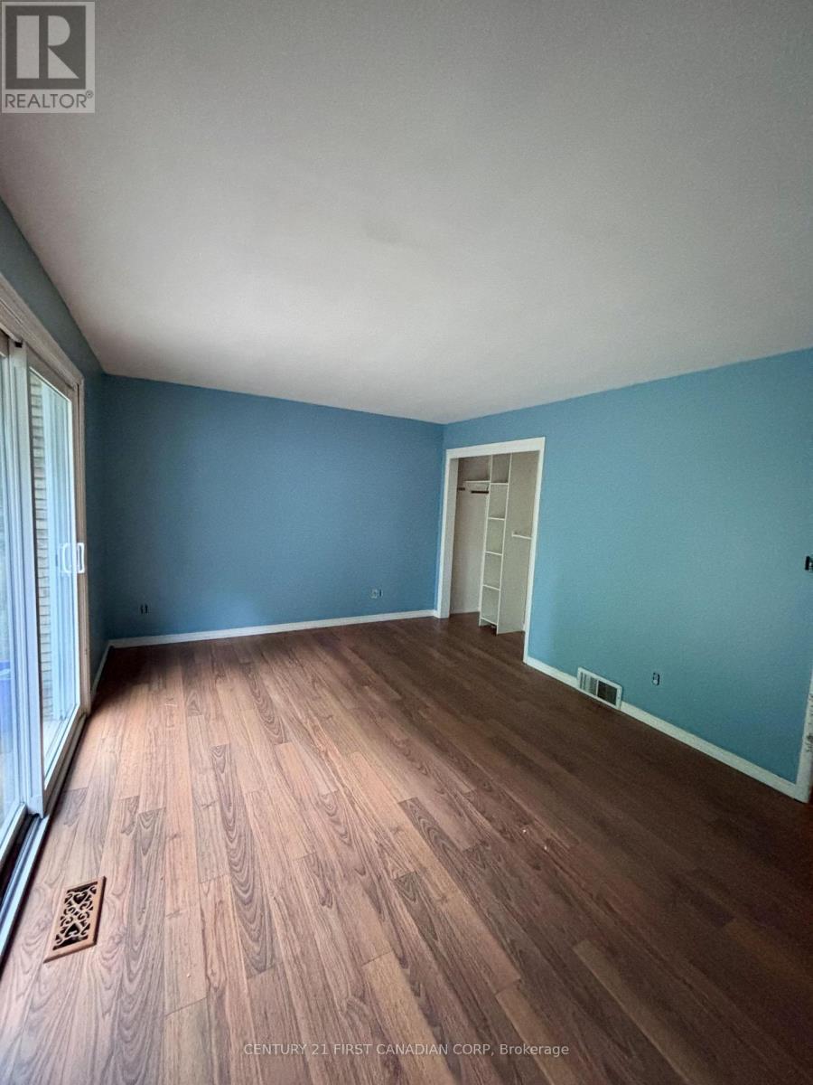 5820 SUNSET ROAD - 32