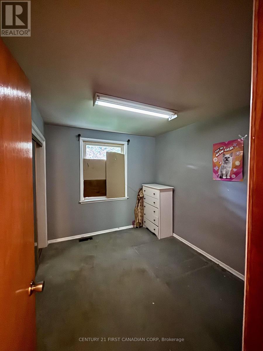 5820 SUNSET ROAD - 33