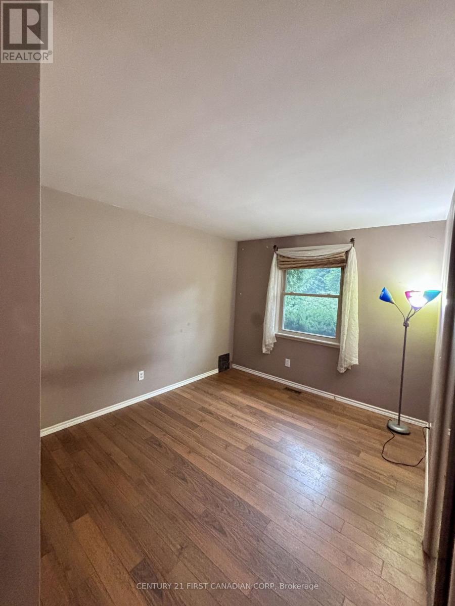 5820 SUNSET ROAD - 34