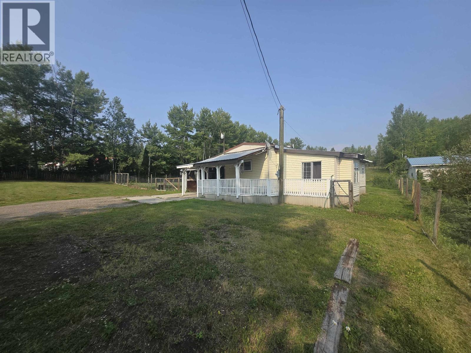 3231 HAYMAN CRESCENT - 2