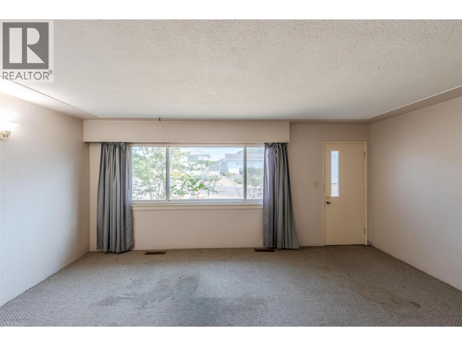 8903 74th Avenue - 13