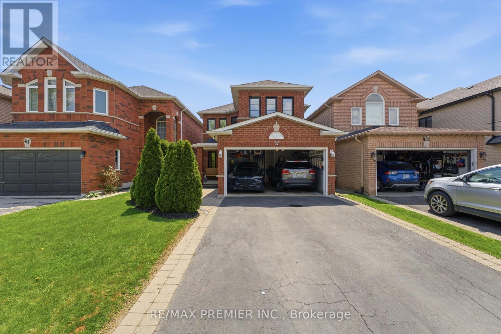 37 PRINCETON GATE - 2