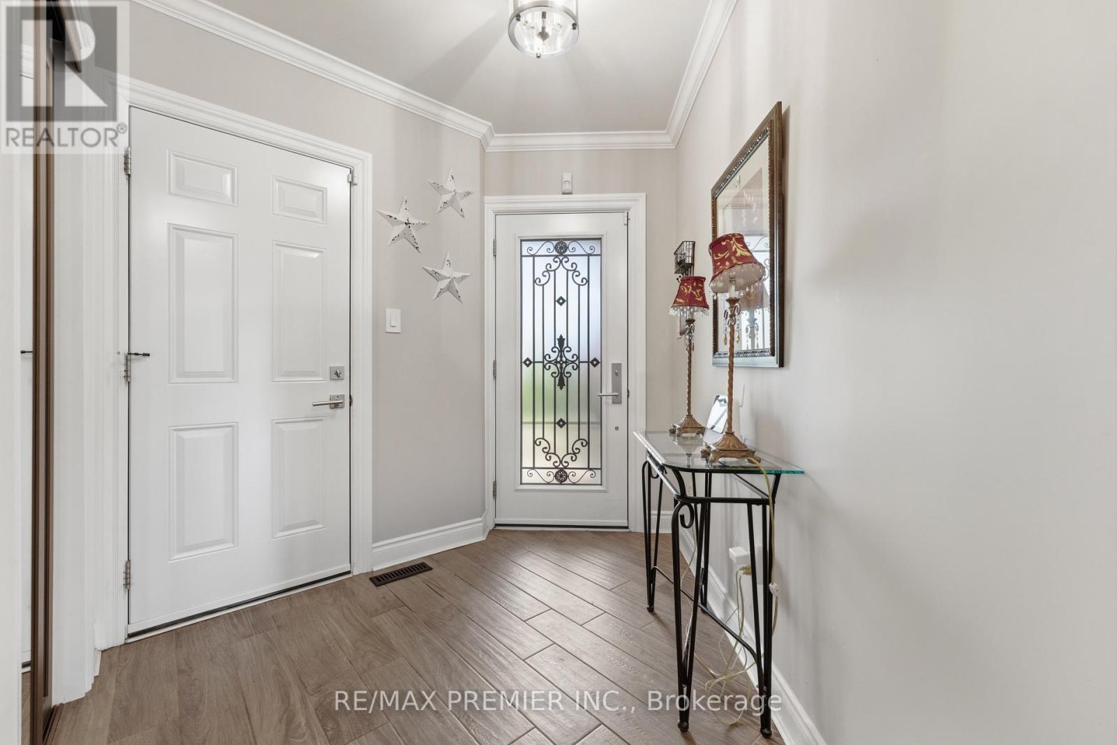37 PRINCETON GATE - 5
