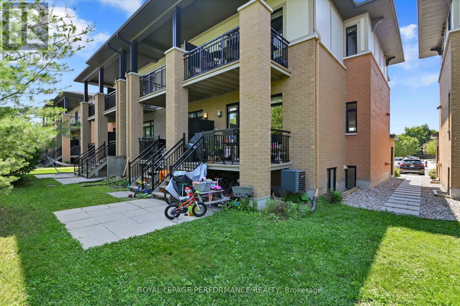 24 BERGERON PRIVATE - 31