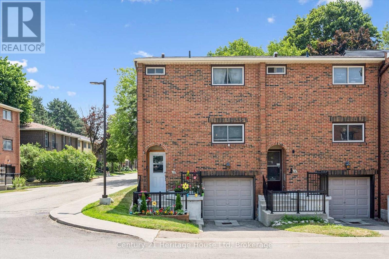 201 SILVERCREEK 15 PARKWAY N - 1
