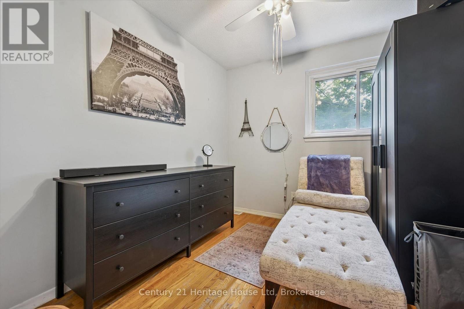 201 SILVERCREEK 15 PARKWAY N - 14
